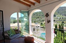 Villa in Alcalali - Casita Travel | Villa Jacaranda