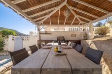 Villa in Alcalali - Casita Travel | Villa Jacaranda in Alcalali