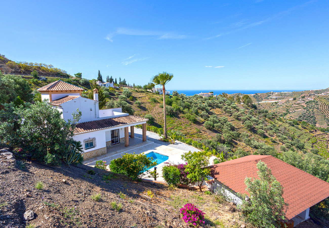 Villa in Torrox - Villa Regazo Andaluz | Villa met privé zwembad op 15 min van zee in Andalusië