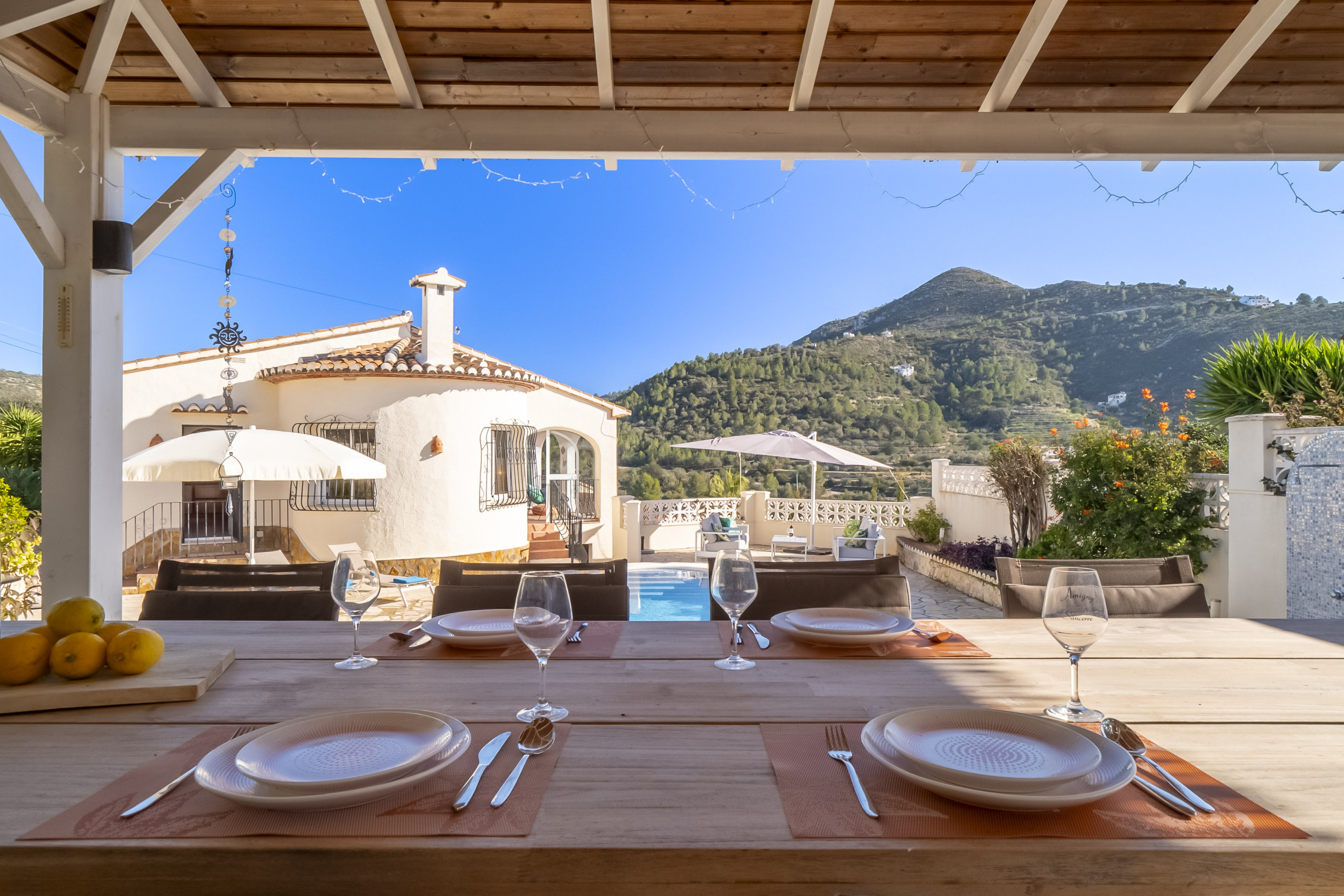 Villa in Alcalali - Casita Travel | Villa Jacaranda in Alcalali